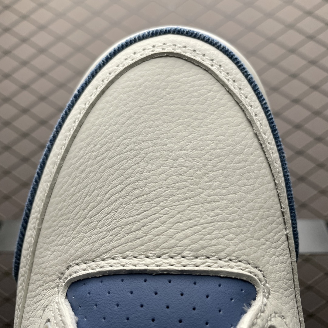 bout en cuir grainé