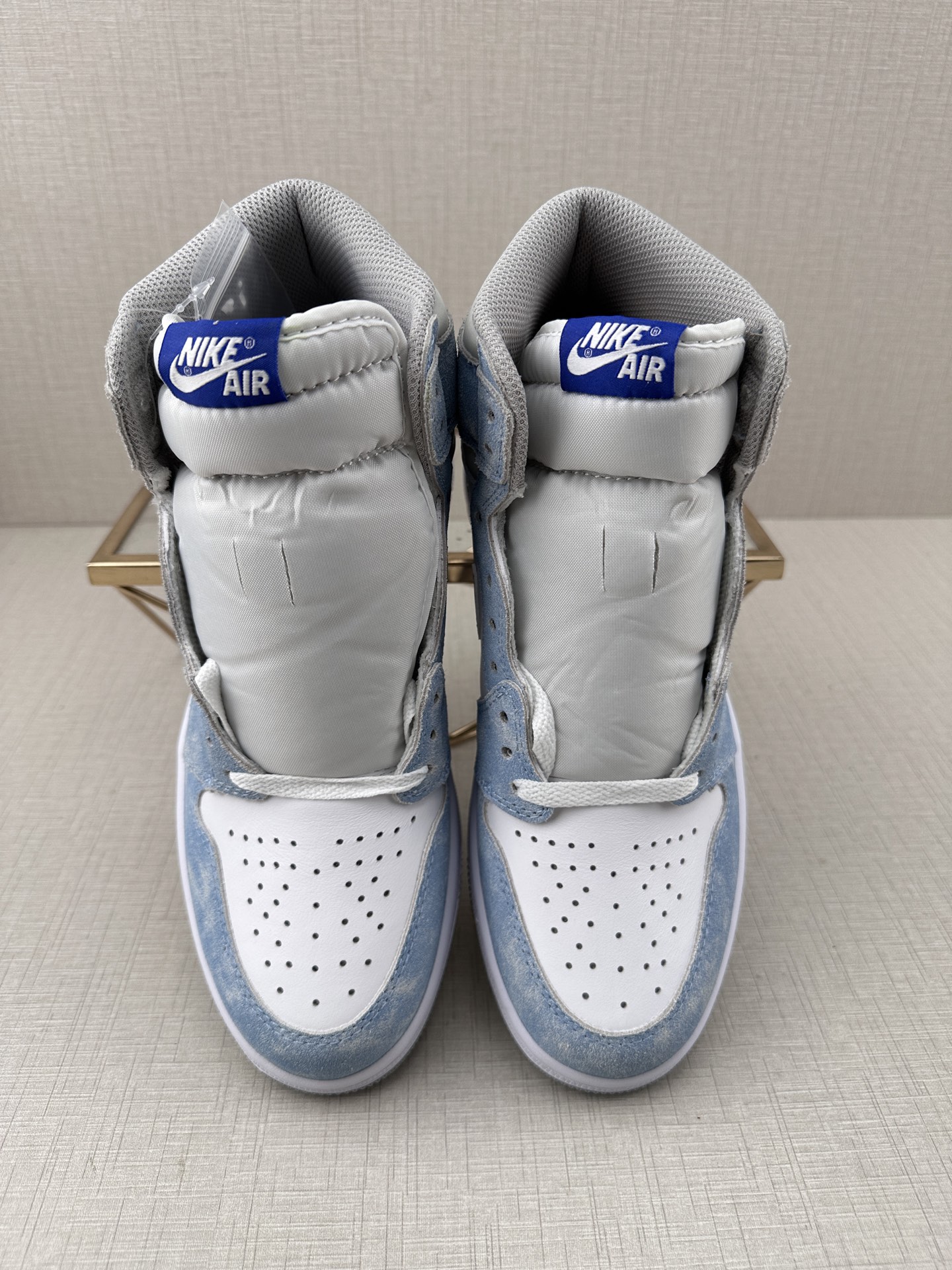 vue de face, languettes Nike Air