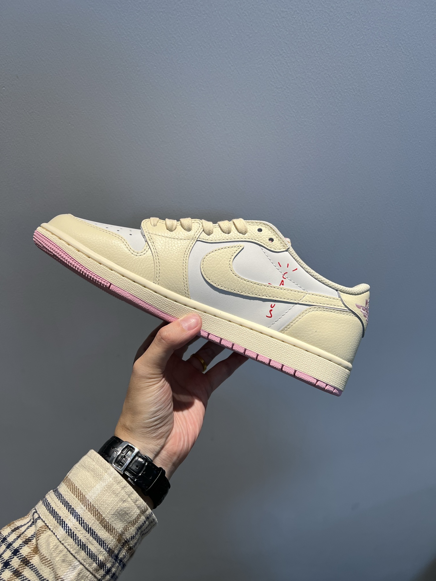 profil intérieur, signature Cactus Jack