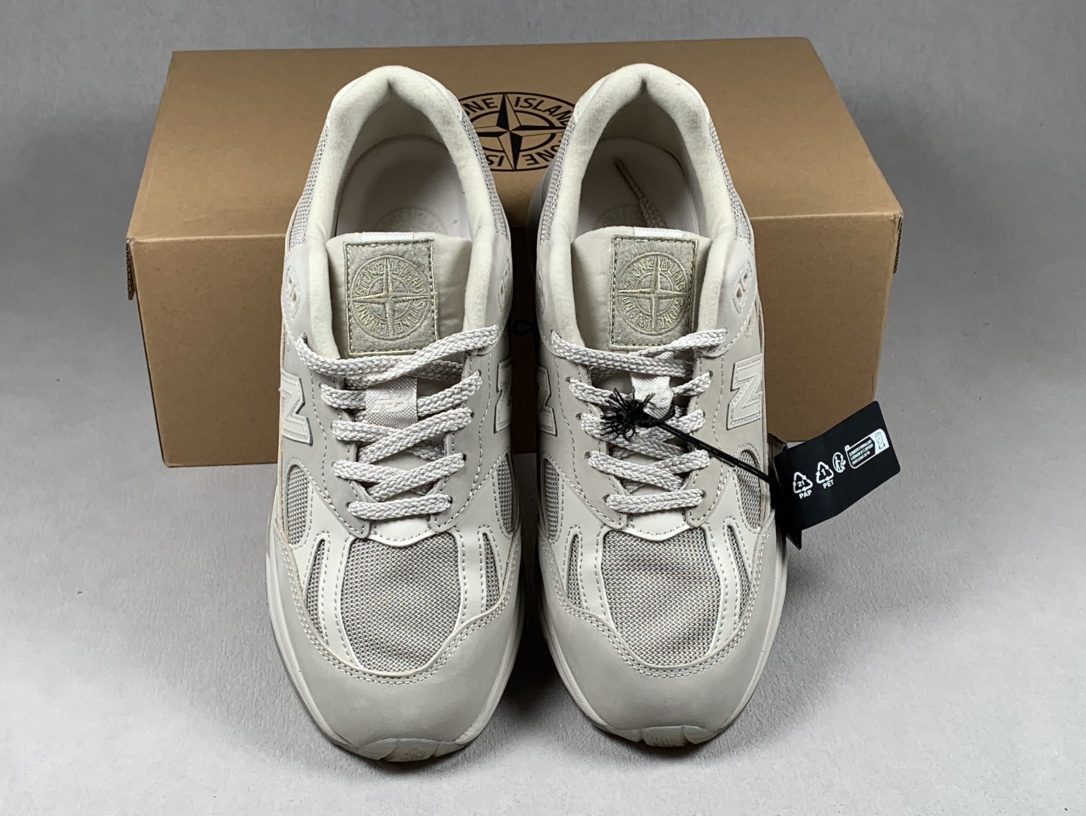 dessus avec patchs Stone Island