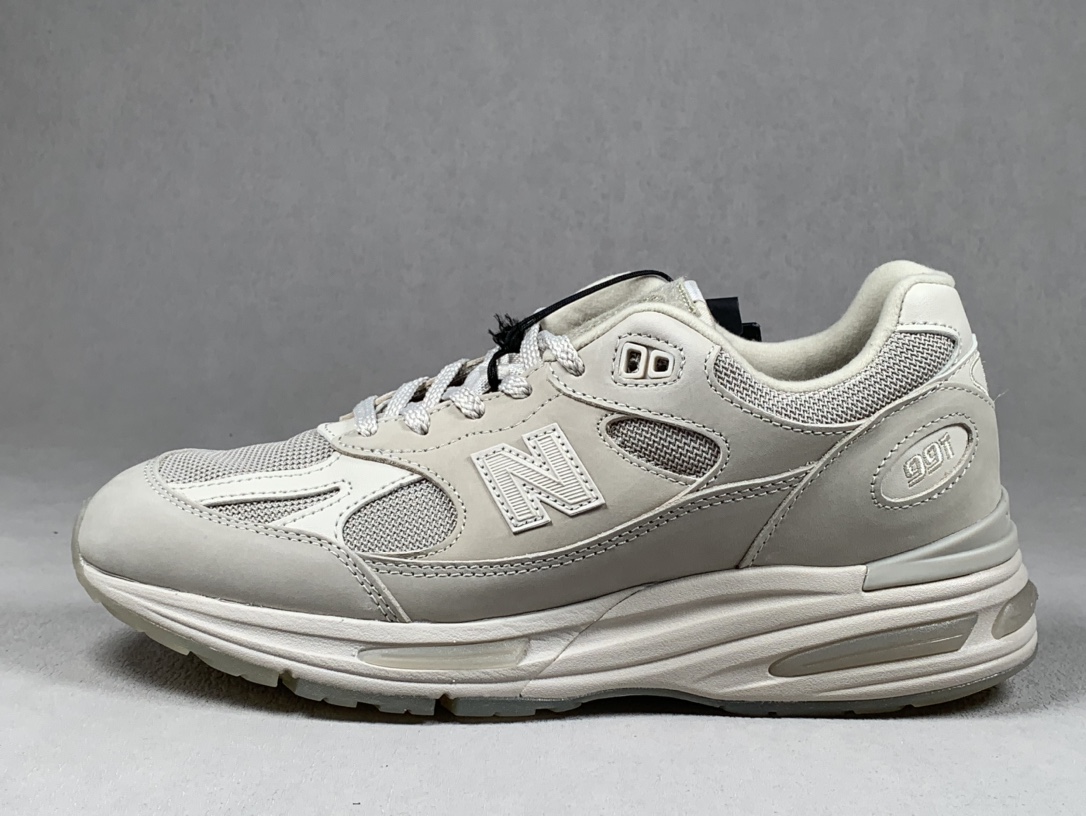 New Balance 991v2 x Stone Island Made in UK — Gris