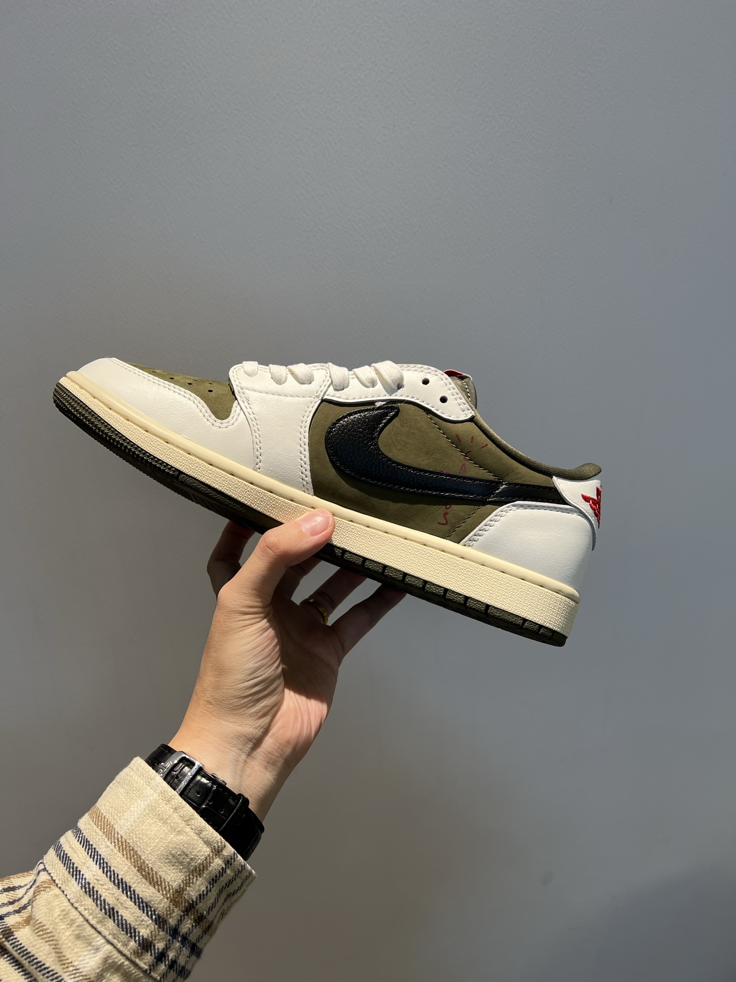 profil intérieur, signature Cactus Jack