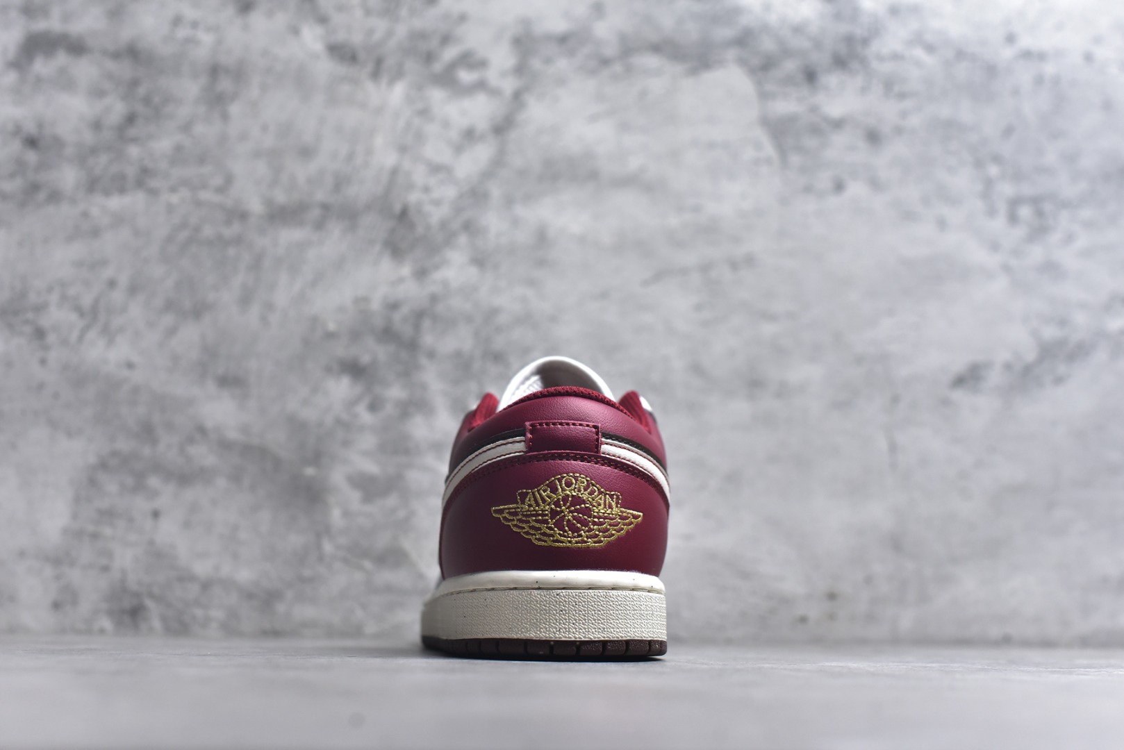 talon Air Jordan Wings