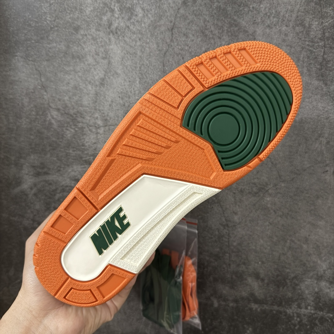 semelle extérieure orange et verte