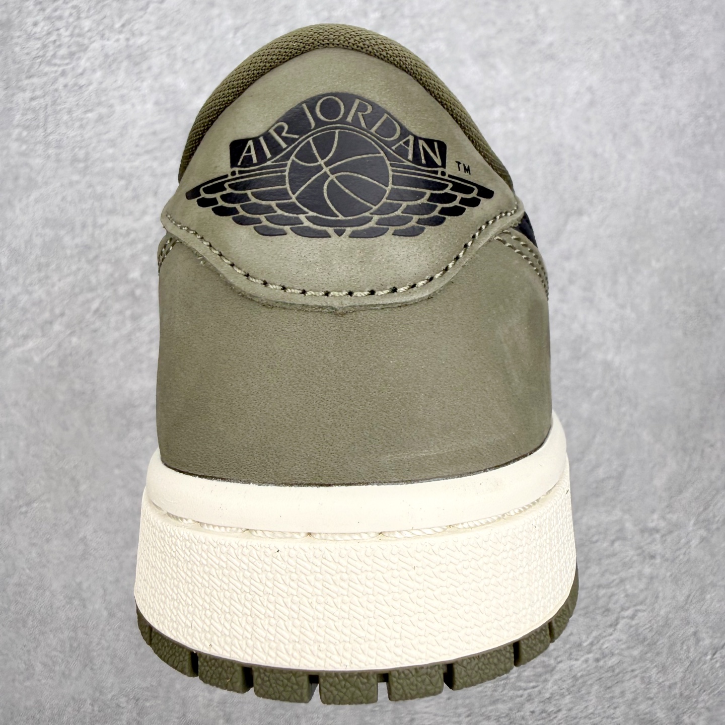 talon Air Jordan Wings